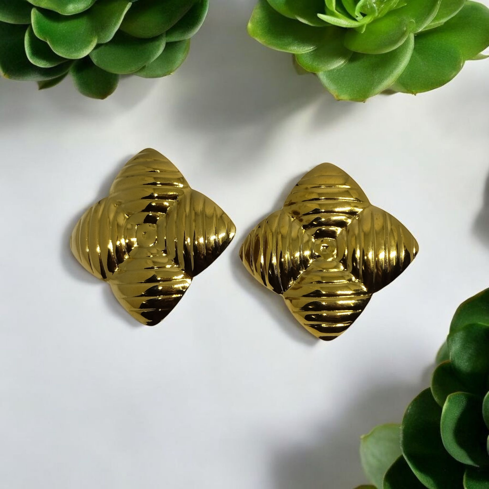 Anti Tarnish 4 Square Stud