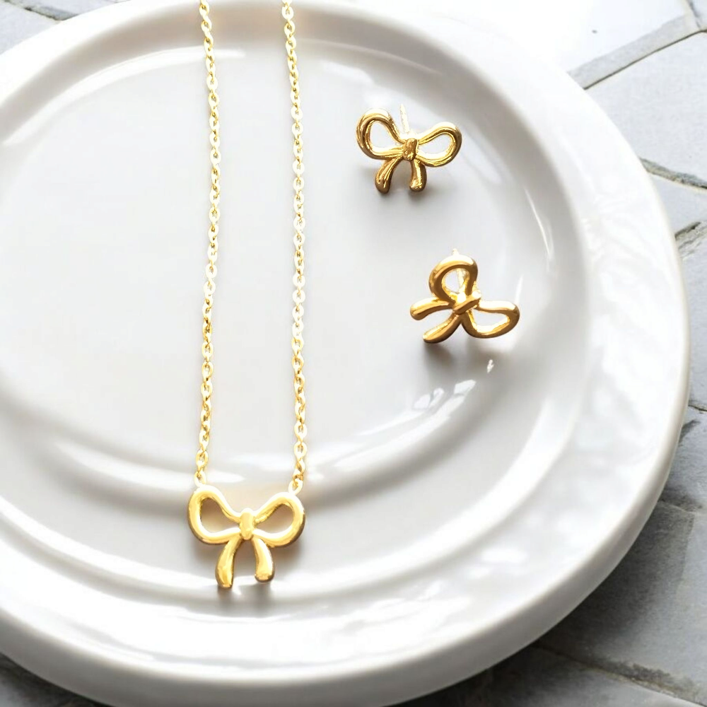 Bow Necklace with Earrings