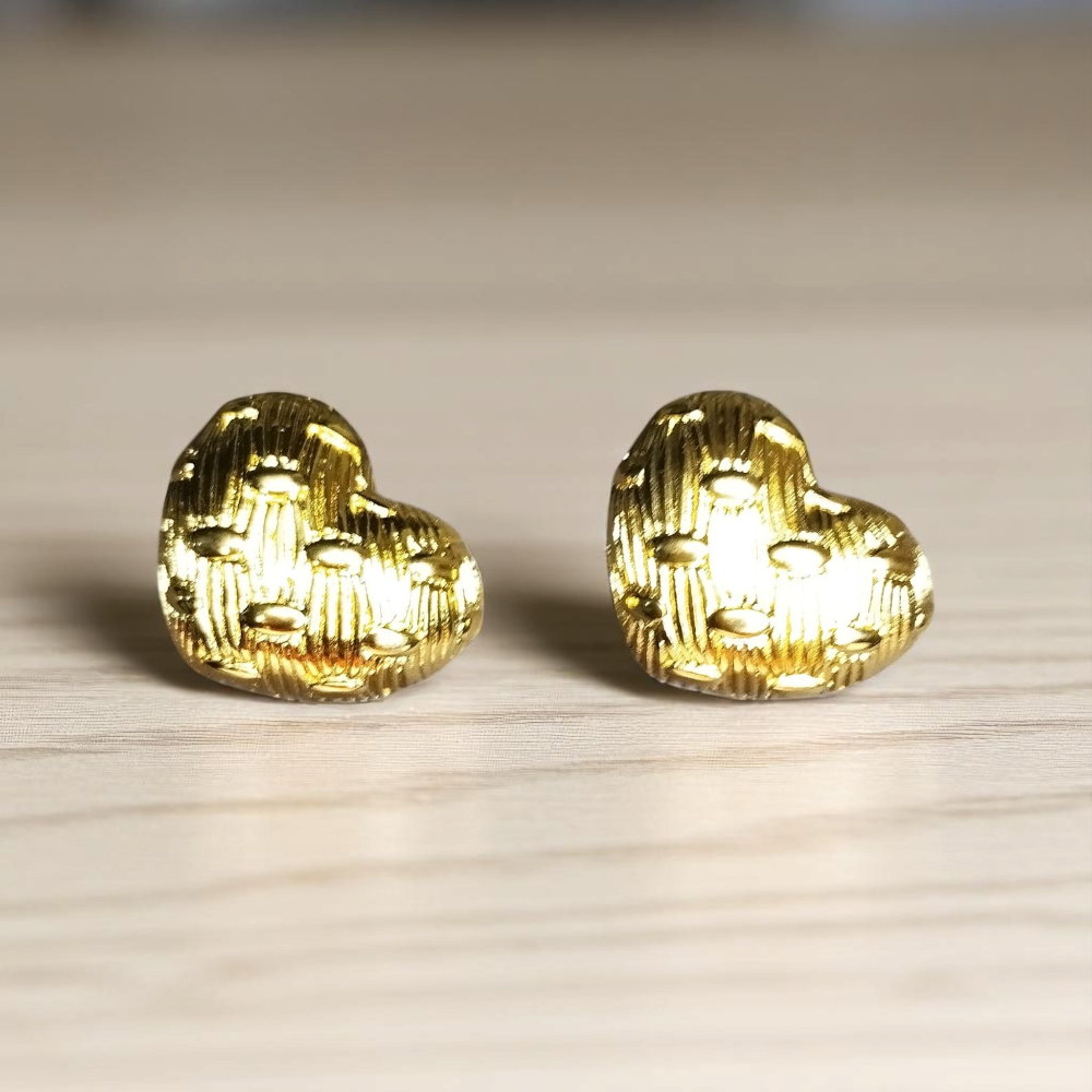 Anti Tarnish Heart Shape Earrings
