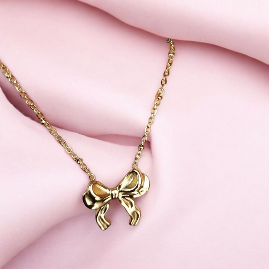 Bow Shape Pendant Set