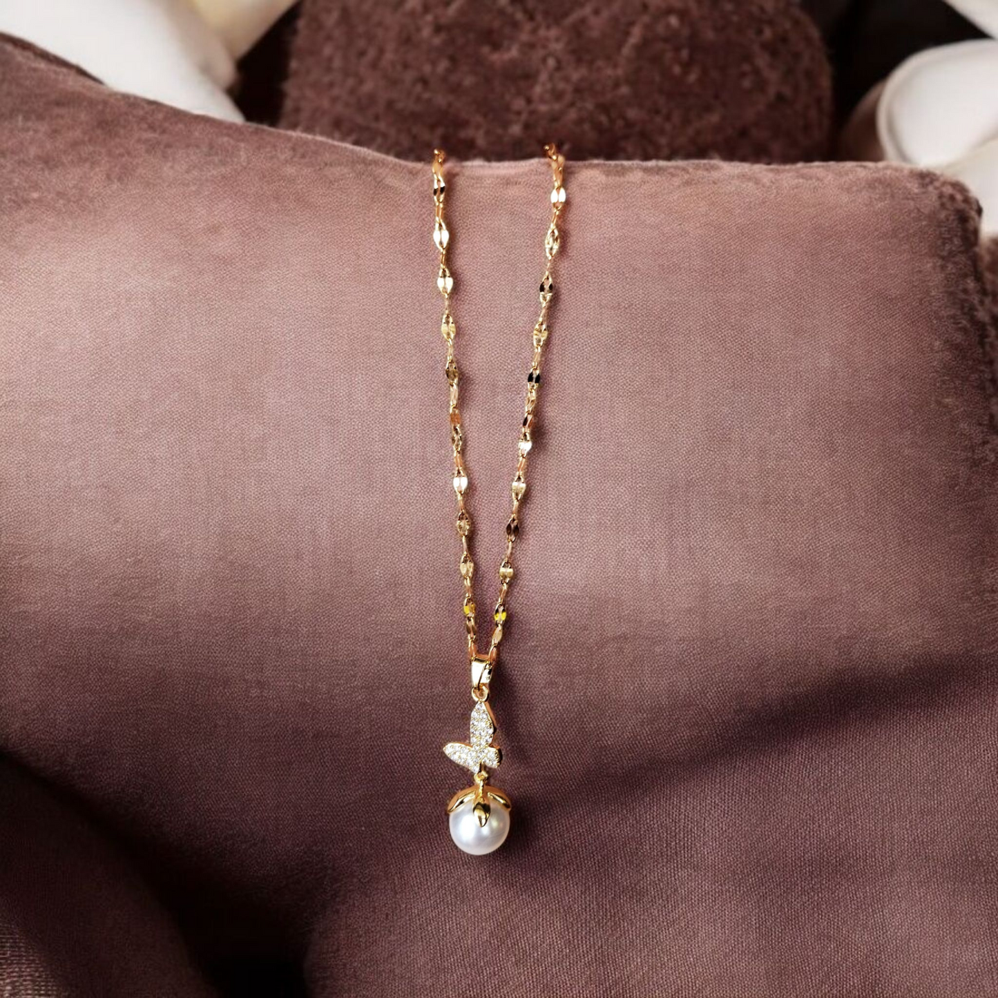 Pearl & Butterfly Pendant Set