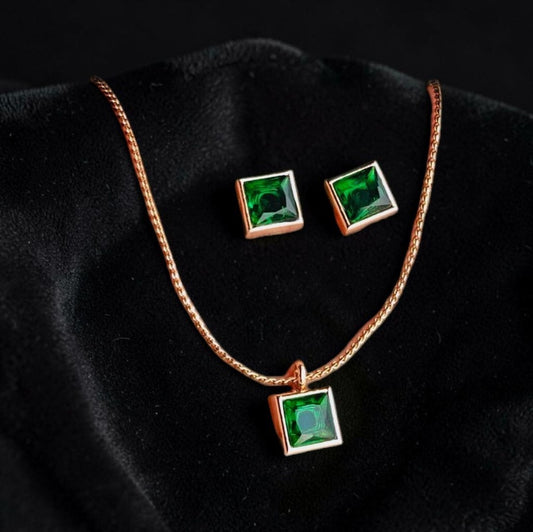 Green Stone Square Necklace Set