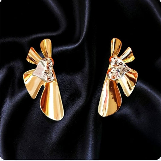 Chic Bow Earrings