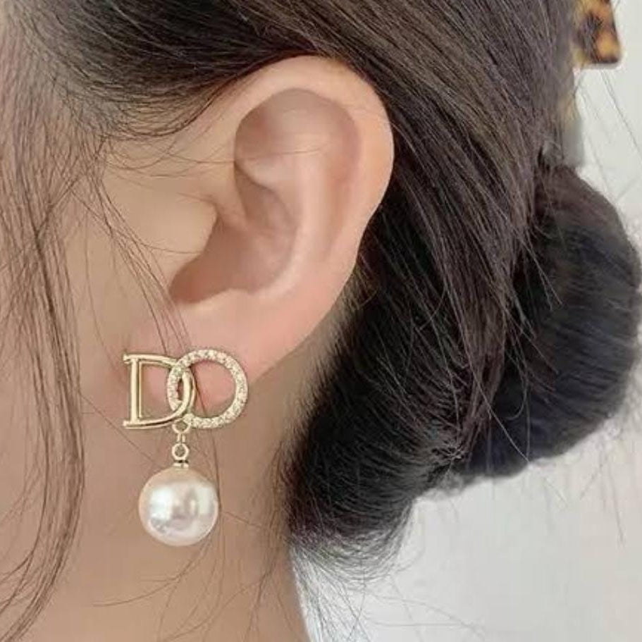 D O Earrings with Pearl
