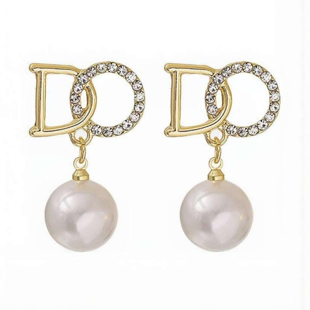 D O Earrings with Pearl