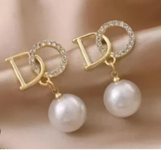 D O Earrings with Pearl