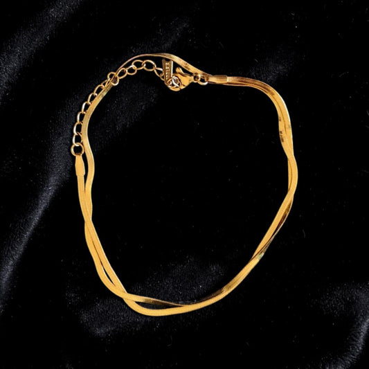 Plain chain